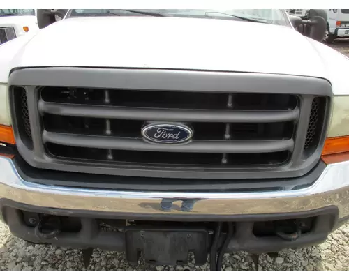 FORD F450 Grille