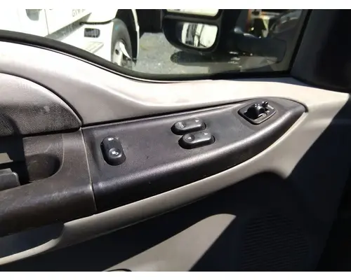 FORD F550SD (SUPER DUTY) 1999-2007 DOOR ASSEMBLY, FRONT