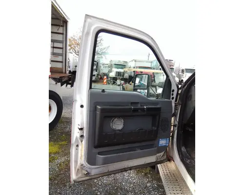 FORD F550SD (SUPER DUTY) 2008-2016 DOOR ASSEMBLY, FRONT
