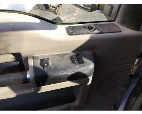 FORD F550SD (SUPER DUTY) 2008-2016 DOOR ASSEMBLY, FRONT