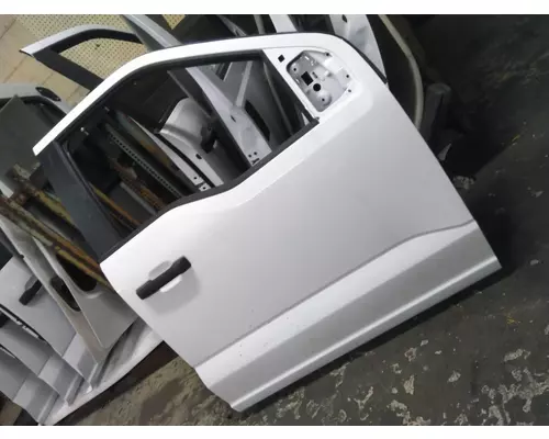 FORD F550SD (SUPER DUTY) 2017-2025 DOOR ASSEMBLY, FRONT