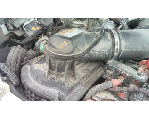 FORD F550SD (SUPER DUTY) AIR CLEANER