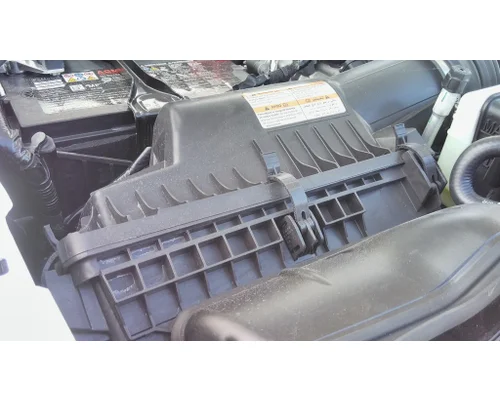 FORD F550SD (SUPER DUTY) AIR CLEANER