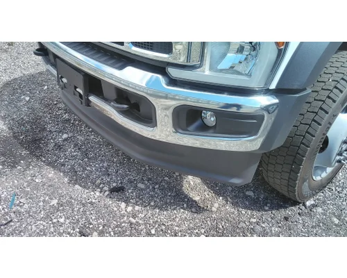 FORD F550SD (SUPER DUTY) BUMPER ASSEMBLY, FRONT