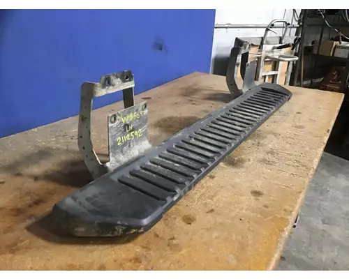 FORD F550SD (SUPER DUTY) CAB STEP