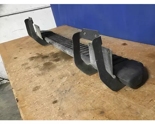 FORD F550SD (SUPER DUTY) CAB STEP