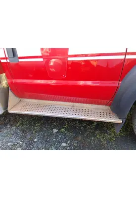 FORD F550SD (SUPER DUTY) CAB STEP