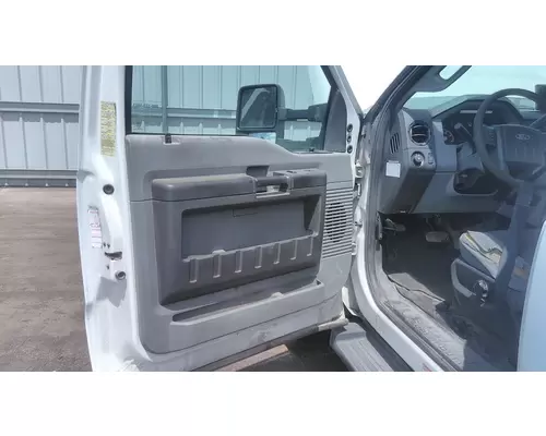 FORD F550SD (SUPER DUTY) CAB
