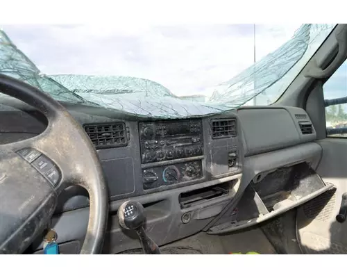 FORD F550SD (SUPER DUTY) DASH ASSEMBLY
