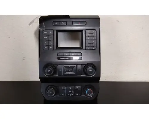 FORD F550SD (SUPER DUTY) DASH PANEL