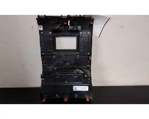 FORD F550SD (SUPER DUTY) DASH PANEL