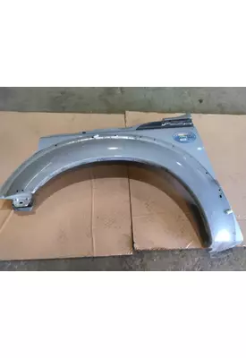 FORD F550SD (SUPER DUTY) FENDER ASSEMBLY, FRONT