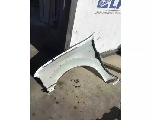 FORD F550SD (SUPER DUTY) FENDER ASSEMBLY, FRONT