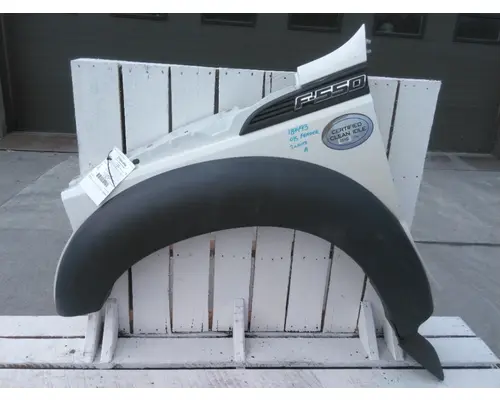 FORD F550SD (SUPER DUTY) FENDER ASSEMBLY, FRONT