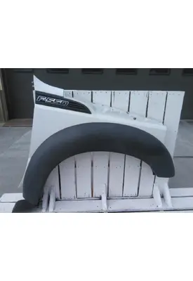 FORD F550SD (SUPER DUTY) FENDER ASSEMBLY, FRONT