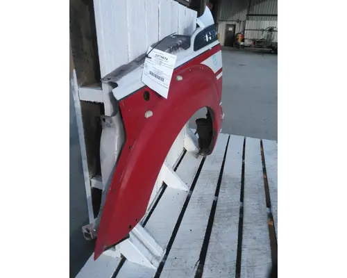 FORD F550SD (SUPER DUTY) FENDER ASSEMBLY, FRONT