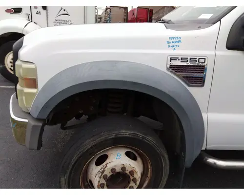 FORD F550SD (SUPER DUTY) FENDER ASSEMBLY, FRONT