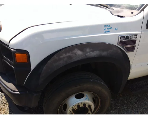 FORD F550SD (SUPER DUTY) FENDER ASSEMBLY, FRONT