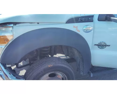 FORD F550SD (SUPER DUTY) FENDER ASSEMBLY, FRONT
