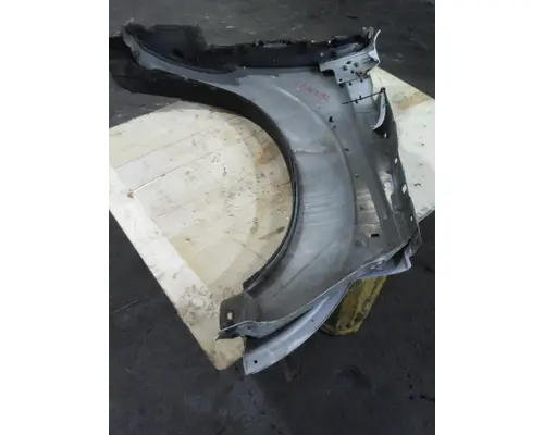 FORD F550SD (SUPER DUTY) FENDER ASSEMBLY, FRONT
