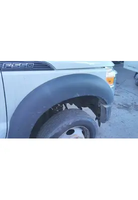 FORD F550SD (SUPER DUTY) FENDER ASSEMBLY, FRONT