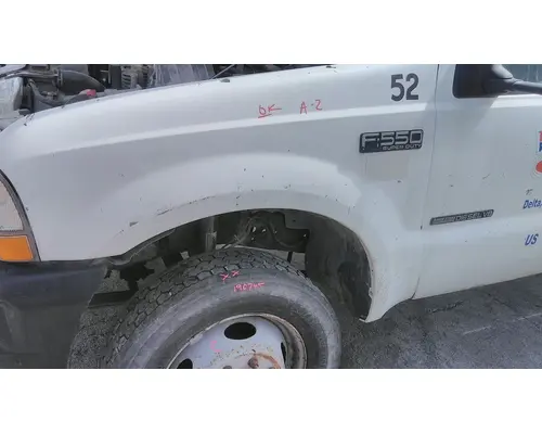 FORD F550SD (SUPER DUTY) FENDER ASSEMBLY, FRONT