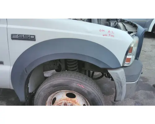 FORD F550SD (SUPER DUTY) FENDER ASSEMBLY, FRONT