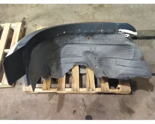 FORD F550SD (SUPER DUTY) FENDER ASSEMBLY, FRONT