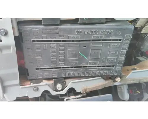 FORD F550SD (SUPER DUTY) FUSE BOX