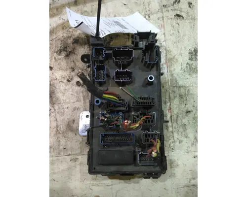 FORD F550SD (SUPER DUTY) FUSE BOX