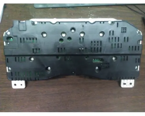 FORD F550SD (SUPER DUTY) GAUGE CLUSTER