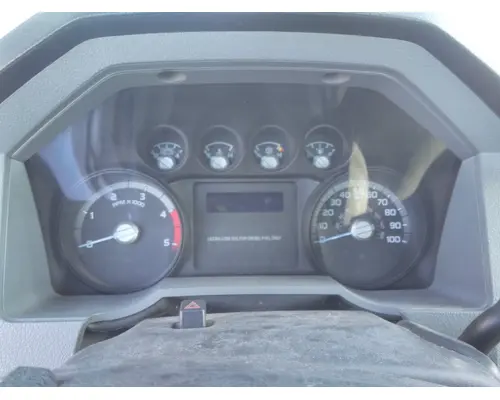 FORD F550SD (SUPER DUTY) GAUGE CLUSTER