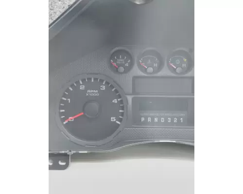 FORD F550SD (SUPER DUTY) GAUGE CLUSTER