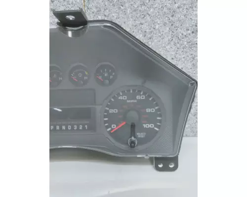 FORD F550SD (SUPER DUTY) GAUGE CLUSTER