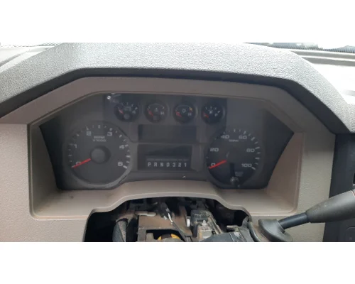 FORD F550SD (SUPER DUTY) GAUGE CLUSTER