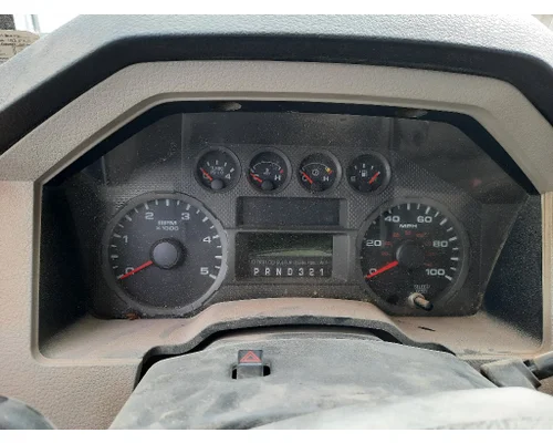 FORD F550SD (SUPER DUTY) GAUGE CLUSTER