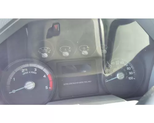 FORD F550SD (SUPER DUTY) GAUGE CLUSTER