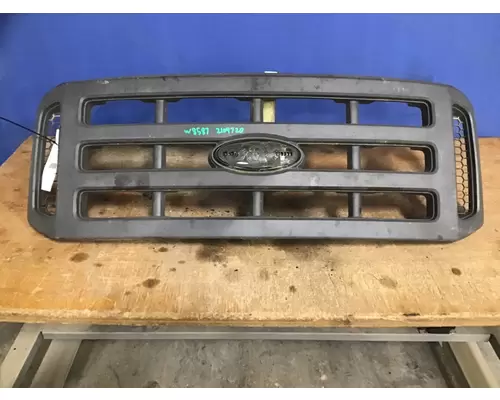 FORD F550SD (SUPER DUTY) GRILLE