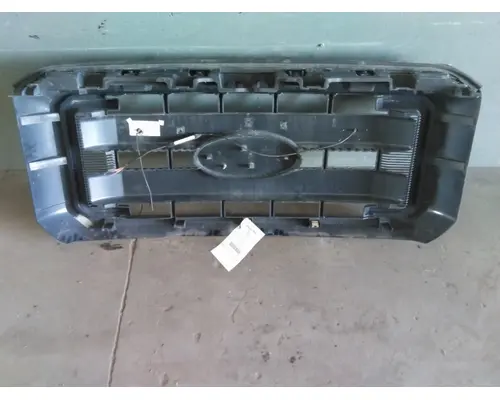 FORD F550SD (SUPER DUTY) GRILLE