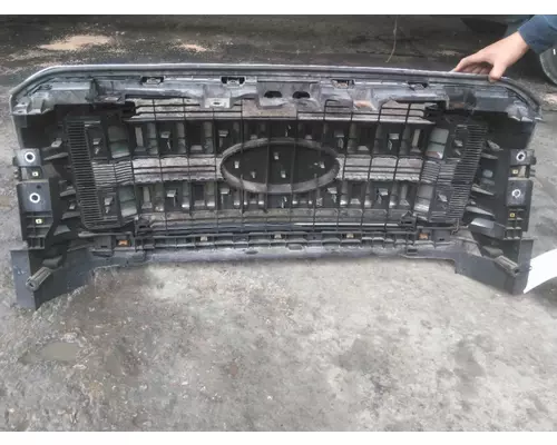 FORD F550SD (SUPER DUTY) GRILLE