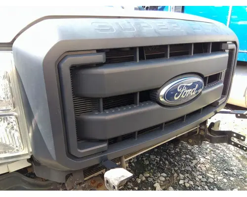FORD F550SD (SUPER DUTY) GRILLE