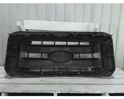 FORD F550SD (SUPER DUTY) GRILLE