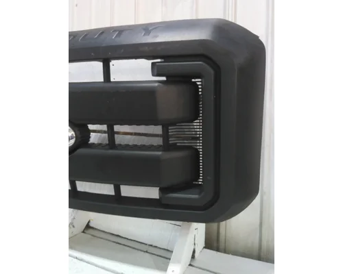 FORD F550SD (SUPER DUTY) GRILLE