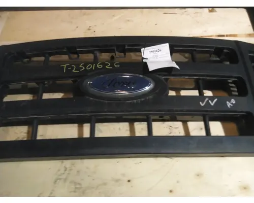 FORD F550SD (SUPER DUTY) GRILLE