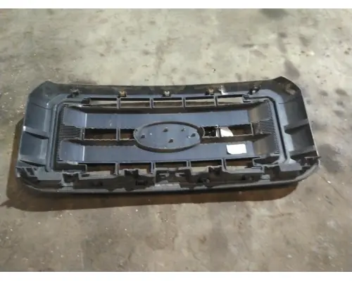 FORD F550SD (SUPER DUTY) GRILLE