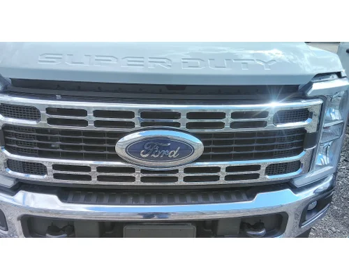 FORD F550SD (SUPER DUTY) GRILLE