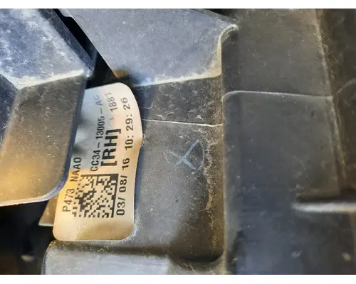 FORD F550SD (SUPER DUTY) HEADLAMP ASSEMBLY