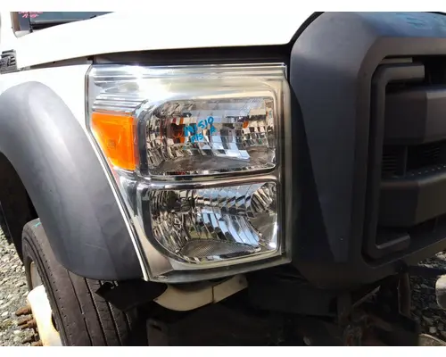 FORD F550SD (SUPER DUTY) HEADLAMP ASSEMBLY