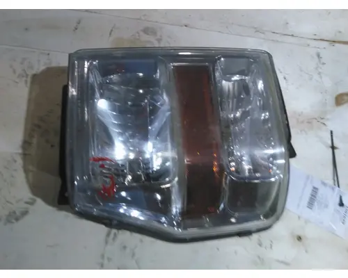 FORD F550SD (SUPER DUTY) HEADLAMP ASSEMBLY