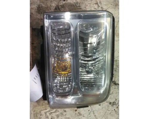 FORD F550SD (SUPER DUTY) HEADLAMP ASSEMBLY